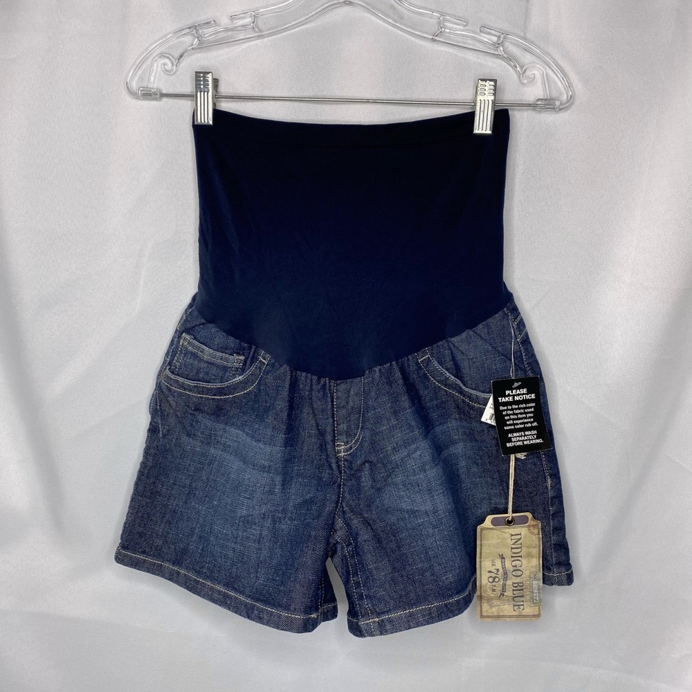 NEW maternity shorts Medium